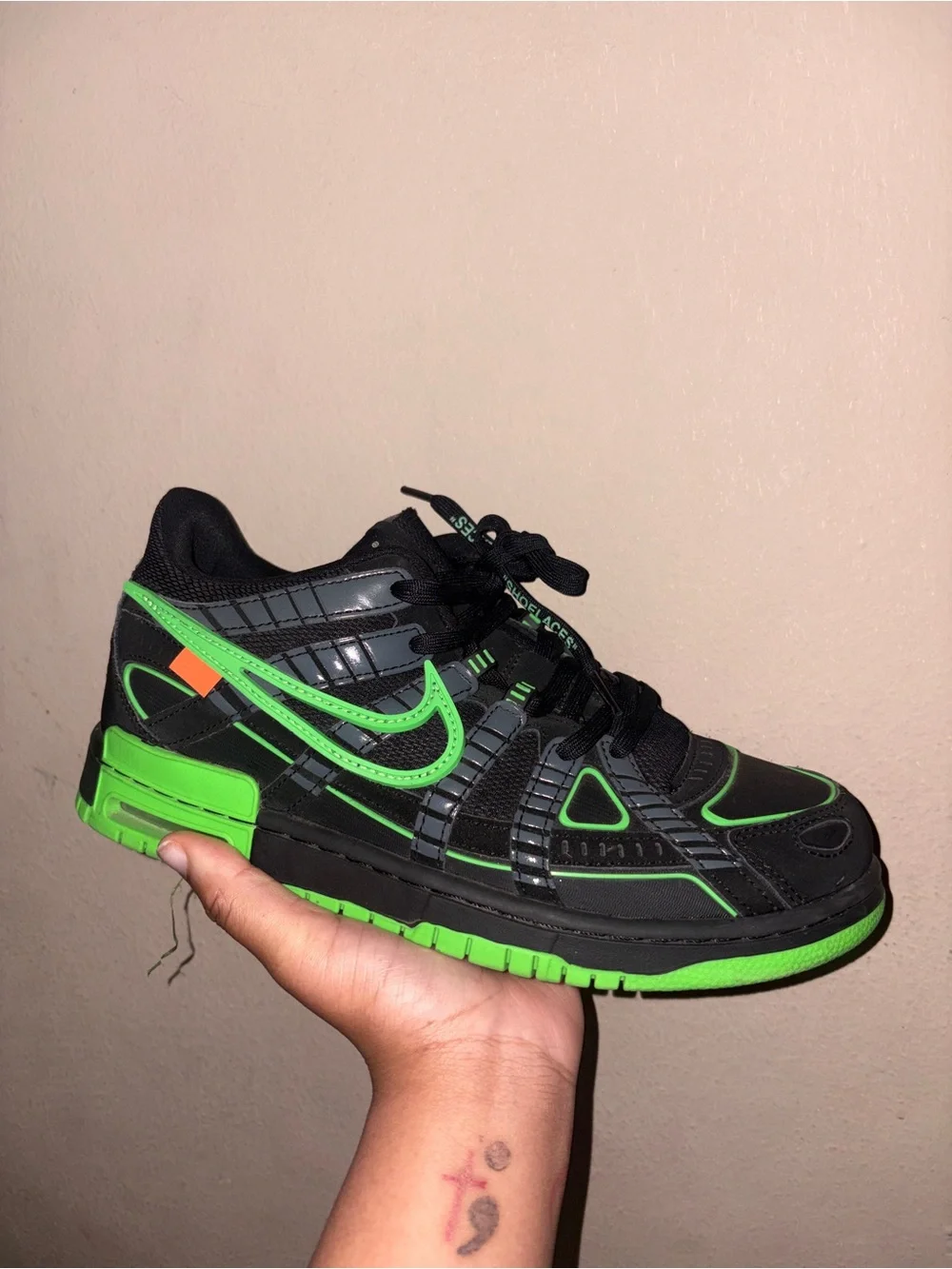 Nike Air Rubber Dunk (OFF WHITE GREEN STRIKE)